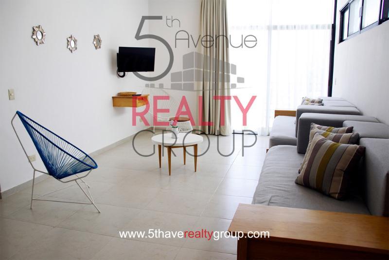 Edificio Piedra 34-40 By 5th Avenue Realty Group Playa del Carmen